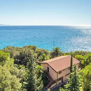  Alloggio per agriturismo Azienda Agricola Club Le Cannelle Italia