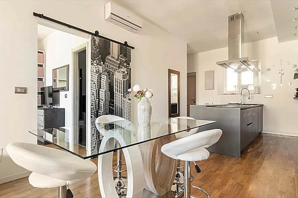 City Life Milan Apartment - Wi-Fi & Smart Tv